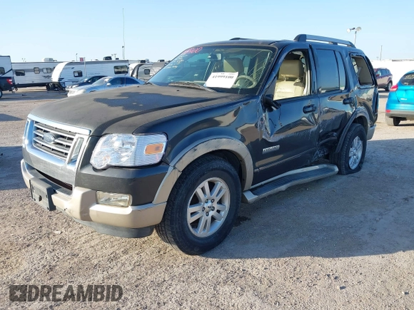 2007 Ford Explorer Eddie Bauer with VIN 1FMEU74E97UB21570, listed as a IAAI auction lot 41999100 with 203,883 mi miles. Bid and sale history available at carsss.com. Image 18.