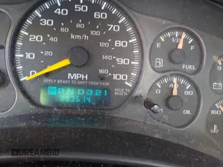 2001 Chevrolet Tahoe LS with VIN 1GNEC13T11R182692, listed as a IAAI auction lot 41511354 with 293,614 mi miles and . Bid and sale history available at DreamBid. Image 15.