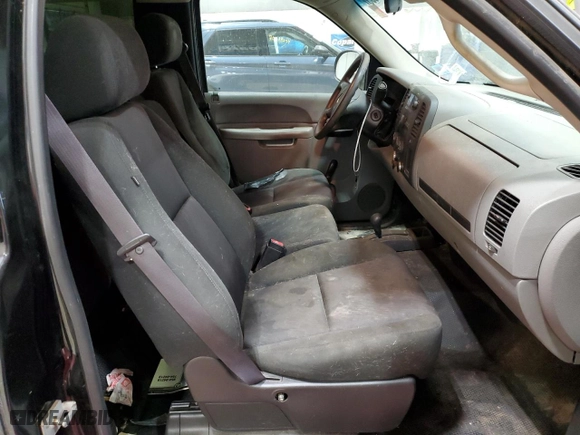 2011 Chevrolet Silverado 1500 Work Truck with VIN 1GCNKPEX0BZ433363, listed as a Copart auction lot 49837595 with 120,137 mi miles and Clean Title. Bid and sale history available at carsss.com. Image 10.