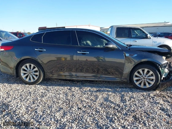 2018 Kia Optima EX with VIN 5XXGU4L3XJG226708, listed as a IAAI auction lot 41036342 with 118,162 mi miles. Bid and sale history available at carsss.com. Image 14.