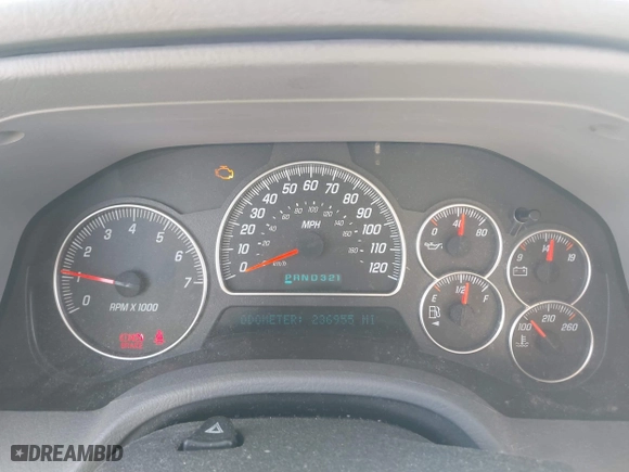 2005 GMC Envoy SLE with VIN 1GKDS13S452306939, listed as a IAAI auction lot 41931667 with 236,955 mi miles. Bid and sale history available at carsss.com. Image 7.