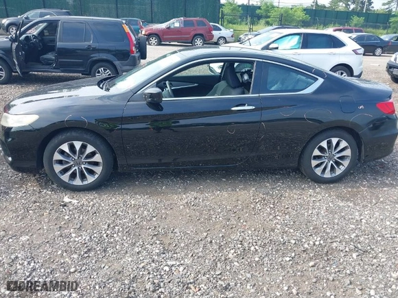 2015 Honda Accord Coupe LX-S with VIN 1HGCT1B30FA014857, listed as a IAAI auction lot 39794648 with 46,020 mi miles. Bid and sale history available at carsss.com. Image 14.