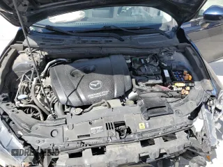 2018 Mazda 3 Grand Touring with VIN 3MZBN1W36JM197530, listed as a Copart auction lot 54550075 with 38,738 mi miles and Salvage Title. Bid and sale history available at DreamBid. Image 11.