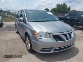 2016 Chrysler Town & Country Touring with VIN 2C4RC1BG4GR193462, listed as a IAAI auction lot 42200990 with 140,430 mi miles. Bid and sale history available at carsss.com. Image 1.