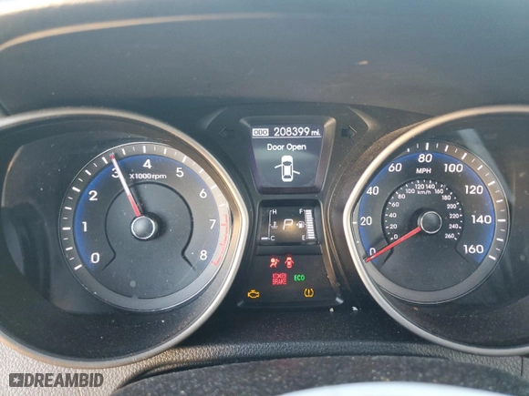 2013 Hyundai Elantra GT with VIN KMHD35LE7DU049039, listed as a Copart auction lot 47049765 with 208,399 mi miles and Non Repairable. Bid and sale history available at carsss.com. Image 9.