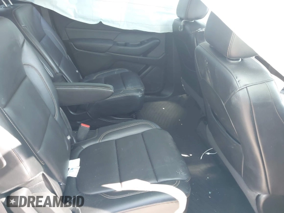 2018 Chevrolet Traverse LT Leather with VIN 1GNEVHKW3JJ263271, listed as a IAAI auction lot 41879774 with 108,843 mi miles. Bid and sale history available at carsss.com. Image 8.