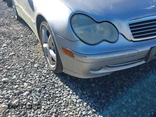 2004 Mercedes-Benz C 230 Kompressor with VIN WDBRF40J24F509692, listed as a IAAI auction lot 41350275 with 210,624 mi miles and . Bid and sale history available at DreamBid. Image 13.
