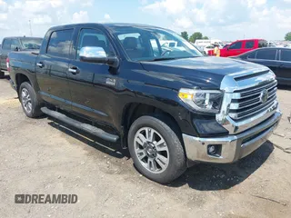 2020 Toyota Tundra Platinum with VIN 5TFAY5F19LX885160, listed as a IAAI auction lot 42582352 with Not provided miles and . Bid and sale history available at DreamBid. Image 1.