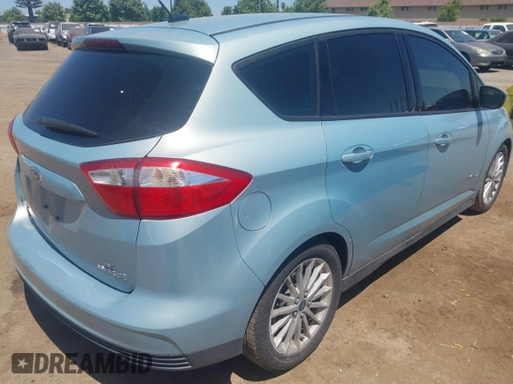 2013 Ford C-Max SE z VIN 1FADP5AU8DL503765, wystawiony jako IAAI lot #42313130 z przebiegiem 191 724 mil mil oraz . Historia ofert i sprzedaży dostępna na DreamBid. Obrazek 4.
