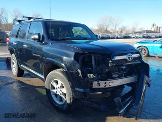2011 Toyota 4Runner Trail with VIN JTEBU5JR0B5066010, listed as a IAAI auction lot 41640144 with 300,349 mi miles. Bid and sale history available at carsss.com. Image 1.