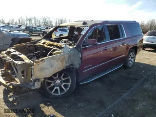 2020 GMC Yukon XL Denali with VIN 1GKS1HKJ4LR166469, listed as a Copart auction lot 43768735 with 0 mi miles and Salvage Title. Bid and sale history available at carsss.com. Image 1.