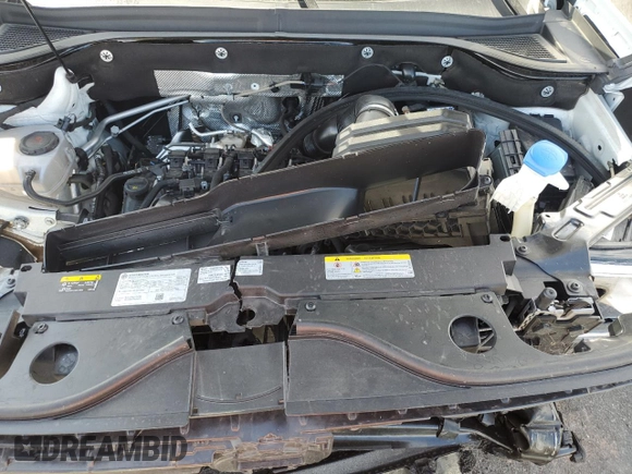 2024 Volkswagen Atlas SE with VIN 1V2HE2CA9RC209090, listed as a Copart auction lot 53399215 with 24,270 mi miles and Salvage title. Bid and sale history available at DreamBid. Image 12.