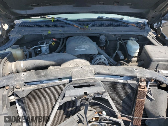 2004 Chevrolet Avalanche Z71 with VIN 3GNEK12T64G205196, listed as a Copart auction lot 54190825 with 152,076 mi miles and Salvage Title. Bid and sale history available at carsss.com. Image 11.