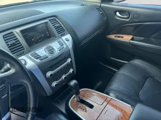 2014 Nissan Murano z VIN JN8AZ1FY1EW301169, wystawiony jako Copart lot #51364395 z przebiegiem 106 107 mil mil oraz Czysty tytuł • Clean title. Historia ofert i sprzedaży dostępna na DreamBid. Obrazek 9.