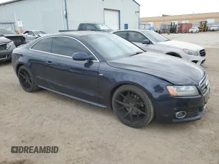 2011 Audi A5 z VIN WAUMFBFR8BA030150, wystawiony jako Copart lot #57943795 z przebiegiem 183 246 mil mil oraz Szkoda całkowita • Salvage title. Historia ofert i sprzedaży dostępna na DreamBid. Obrazek 4.