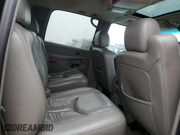 2005 Chevrolet Suburban Z71 with VIN 3GNFK16Z95G243171, listed as a Copart auction lot 43341255 with 273,083 mi miles and Clean Title. Bid and sale history available at carsss.com. Image 11.