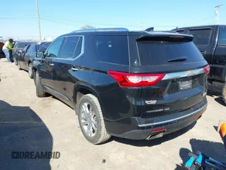 2019 Chevrolet Traverse RS with VIN 1GNEVJKW1KJ316574, listed as a IAAI auction lot 41751787 with 133,247 mi miles. Bid and sale history available at carsss.com. Image 3.