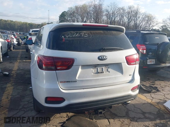 2019 Kia Sorento LX V6 with VIN 5XYPGDA54KG440649, listed as a IAAI auction lot 41843180 with 171,653 mi miles. Bid and sale history available at carsss.com. Image 16.