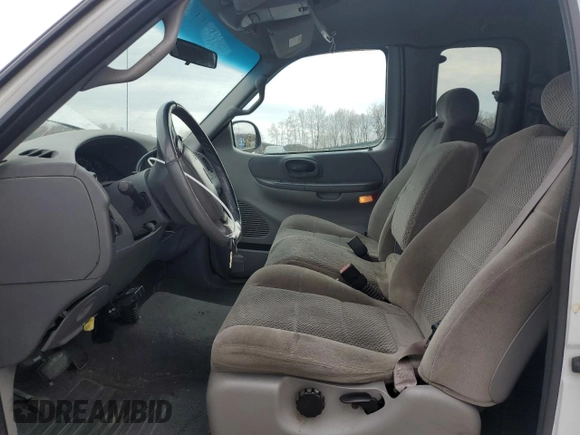 2001 Ford F-150 XL with VIN 1FTRX18L41KF91172, listed as a Copart auction lot 51536785 with 176,370 mi miles and Clean Title. Bid and sale history available at carsss.com. Image 7.
