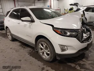 2020 Chevrolet Equinox LT with VIN 2GNAXVEX1L6220009, listed as a IAAI auction lot 41647476 with 161,913 mi miles. Bid and sale history available at carsss.com. Image 1.