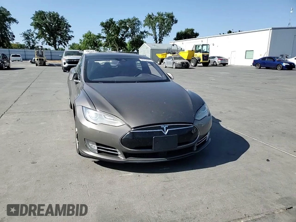 2016 Tesla Model S 90D with VIN 5YJSA1E2XGF133933, listed as a Copart auction lot 60736445 with 203,063 mi miles and Salvage title. Bid and sale history available at DreamBid. Image 14.