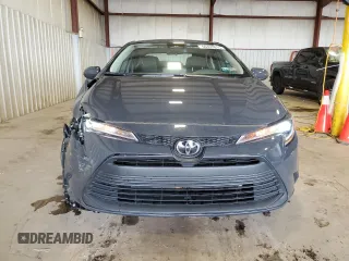 2024 Toyota Corolla LE z VIN 5YFB4MDE4RP171511, wystawiony jako Copart lot #60405915 z przebiegiem 9 527 mil mil oraz Szkoda całkowita • Salvage title. Historia ofert i sprzedaży dostępna na DreamBid. Obrazek 5.