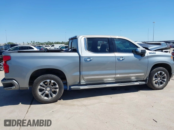 2024 Chevrolet Silverado 1500 with VIN 2GCUDJED1R1196328, listed as a IAAI auction lot 41723487 with 41,073 mi miles and . Bid and sale history available at DreamBid. Image 14.