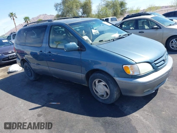 2001 Toyota Sienna LE with VIN 4T3ZF13C71U395907, listed as a IAAI auction lot 41935693 with 227,543 mi miles. Bid and sale history available at carsss.com. Image 1.