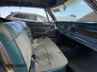 1966 Chevrolet Caprice z VIN 166476N106864, wystawiony jako Copart lot #63774254 z przebiegiem 78 641 mil mil oraz Czysty tytuł • Clean title. Historia ofert i sprzedaży dostępna na DreamBid. Obrazek 7.