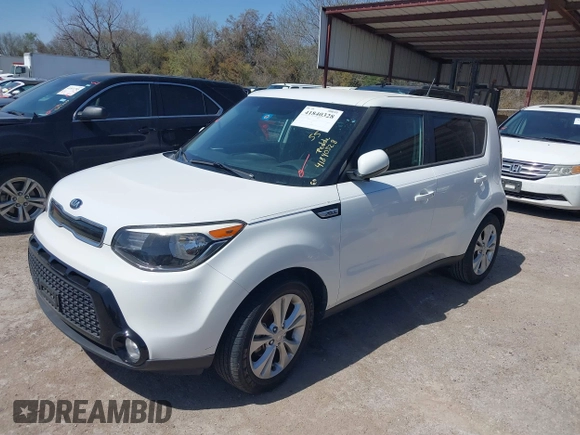 2016 Kia Soul + z VIN KNDJP3A56G7275580, wystawiony jako IAAI lot #41840328 z przebiegiem 94 859 mil mil oraz . Historia ofert i sprzedaży dostępna na DreamBid. Obrazek 20.