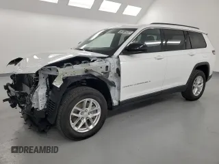 2024 Jeep Grand Cherokee Laredo z VIN 1C4RJKAGXR8550123, wystawiony jako Copart lot #73513344 z przebiegiem 17 551 mil mil oraz Czysty tytuł • Clean title. Historia ofert i sprzedaży dostępna na DreamBid. Obrazek 1.