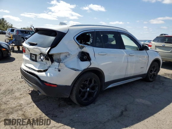 2018 BMW X1 xDrive28i with VIN WBXHT3C30J5F92074, listed as a Copart auction lot 51069535 with 116,381 mi miles and Salvage Title. Bid and sale history available at carsss.com. Image 3.