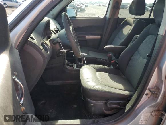 2010 Chevrolet HHR LS z VIN 3GNBAADB7AS526523, wystawiony jako Copart lot #55795115 z przebiegiem 165 927 mil mil oraz Szkoda całkowita • Salvage title. Historia ofert i sprzedaży dostępna na DreamBid. Obrazek 7.