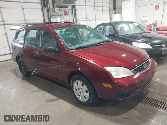 2007 Ford Focus SE with VIN 1FAFP36N27W114833, listed as a IAAI auction lot 41221756 with 224,498 mi miles and . Bid and sale history available at carsss.com. Image 1.