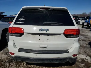 2014 Jeep Grand Cherokee Laredo with VIN 1C4RJFAG0EC110085, listed as a Copart auction lot 48519475 with 192,189 mi miles and Non Repairable. Bid and sale history available at carsss.com. Image 6.