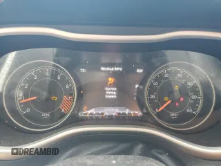 2015 Jeep Cherokee Trailhawk с VIN 1C4PJMBS3FW698997, выставлен на аукционе Copart как лот 63470875 с пробегом 107 535 миль миль и Списание • Salvage title. История ставок и продаж доступна на DreamBid. Изображение 9.
