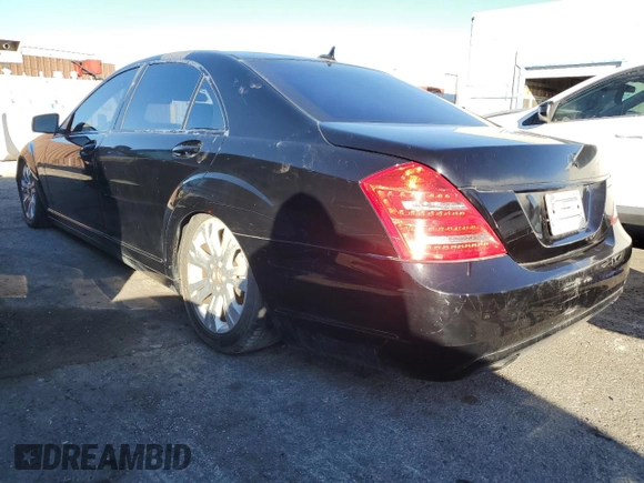 2010 Mercedes-Benz S 400 with VIN WDDNG9FB7AA314065, listed as a Copart auction lot 88683245 with 99,016 mi miles and Clean Title. Bid and sale history available at DreamBid. Image 2.
