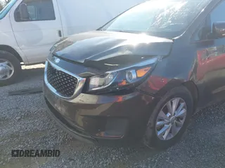 2018 Kia Sedona LX with VIN KNDMB5C15J6399953, listed as a IAAI auction lot 41472282 with 157,552 mi miles. Bid and sale history available at carsss.com. Image 6.