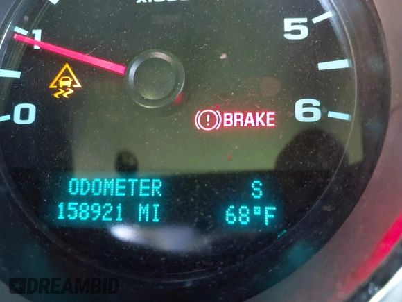 2010 Chevrolet Silverado 1500 LT with VIN 3GCRCSE02AG163989, listed as a IAAI auction lot 42111090 with 158,921 mi miles and . Bid and sale history available at DreamBid. Image 16.