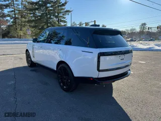 2023 Land Rover Range Rover SE with VIN SALKPBFU8PA009035, listed as a Copart auction lot 46797635 with 37,025 mi miles and Clean Title. Bid and sale history available at carsss.com. Image 4.