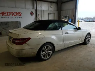 2011 Mercedes-Benz E 350 with VIN WDDKK5GFXBF080696, listed as a Copart auction lot 47442285 with 75,497 mi miles and Salvage title. Bid and sale history available at DreamBid. Image 3.