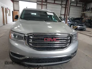 2019 GMC Acadia SLE with VIN 1GKKNSLS4KZ257281, listed as a IAAI auction lot 41550506 with 137,104 mi miles and . Bid and sale history available at DreamBid. Image 6.