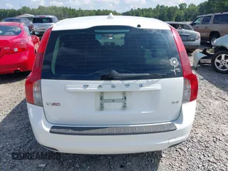 2010 Volvo V50 with VIN YV1382MW1A2553319, listed as a IAAI auction lot 39823937 with 317,330 mi miles. Bid and sale history available at carsss.com. Image 16.