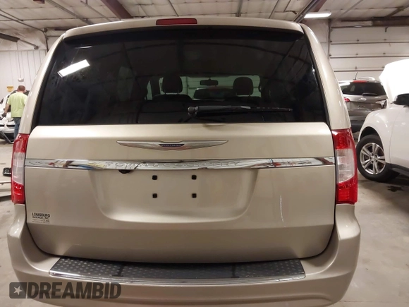 2014 Chrysler Town & Country Touring with VIN 2C4RC1BG2ER422914, listed as a IAAI auction lot 42017742 with 49,856 mi miles and . Bid and sale history available at DreamBid. Image 17.
