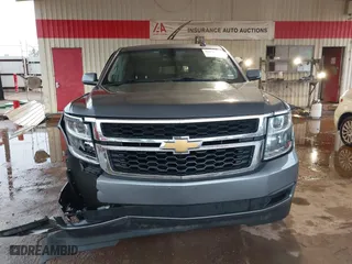 2020 Chevrolet Suburban LT with VIN 1GNSKHKC0LR282818, listed as a IAAI auction lot 41539280 with 116,041 mi miles. Bid and sale history available at carsss.com. Image 12.