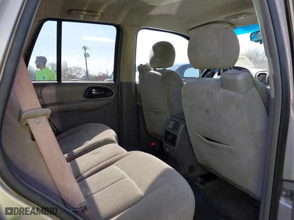 2007 Chevrolet TrailBlazer LS with VIN 1GNDS13S172110589, listed as a IAAI auction lot 41919212 with 168,053 mi miles. Bid and sale history available at carsss.com. Image 8.