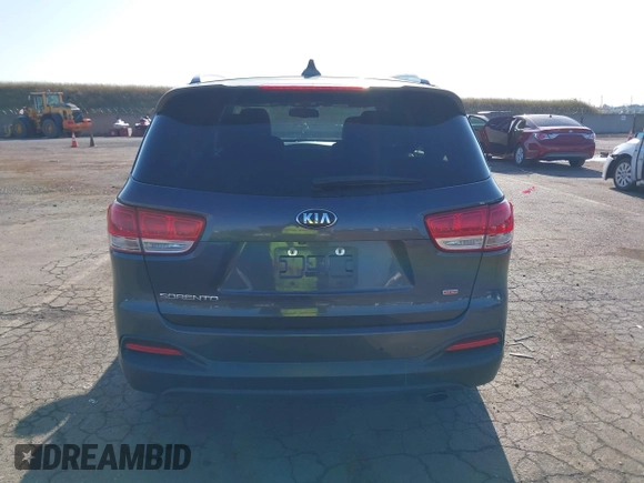 2017 Kia Sorento LX with VIN 5XYPGDA32HG294002, listed as a IAAI auction lot 42121806 with 154,733 mi miles. Bid and sale history available at carsss.com. Image 16.