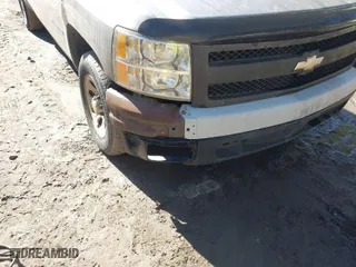 2008 Chevrolet Silverado 1500 Work Truck with VIN 1GCEC19X78Z163206, listed as a IAAI auction lot 41654310 with 224,879 mi miles. Bid and sale history available at carsss.com. Image 6.