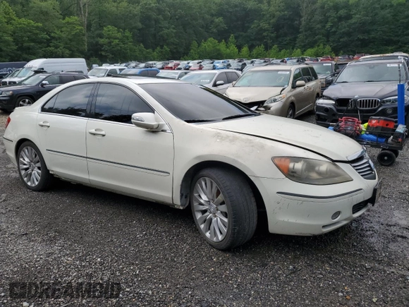 2005 Acura RL with VIN JH4KB16595C009649, listed as a Copart auction lot 60784325 with 203,735 mi miles and Salvage title. Bid and sale history available at DreamBid. Image 4.