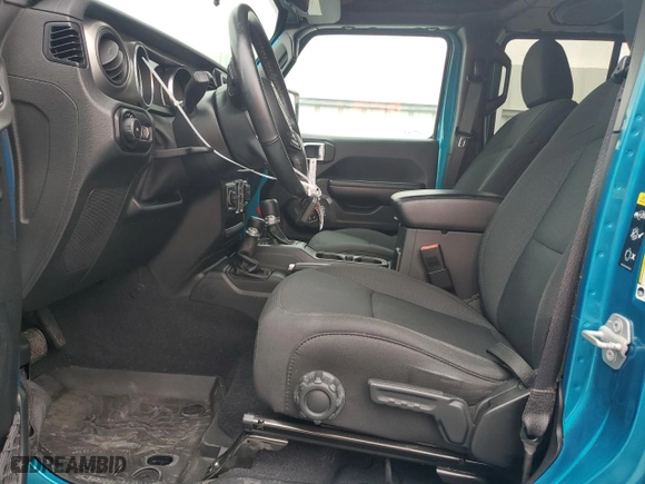 2020 Jeep Wrangler Unlimited Sport Altitude with VIN 1C4HJXDG7LW201640, listed as a Copart auction lot 52312435 with 40,311 mi miles and Salvage Title. Bid and sale history available at carsss.com. Image 7.
